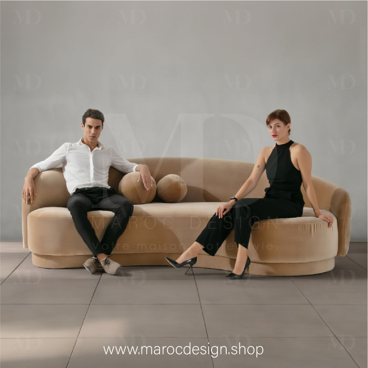 Canapé ALEXIS 3 Places en Velours Beige | Design Moderne & Confort Haut de Gamme - Maroc Design