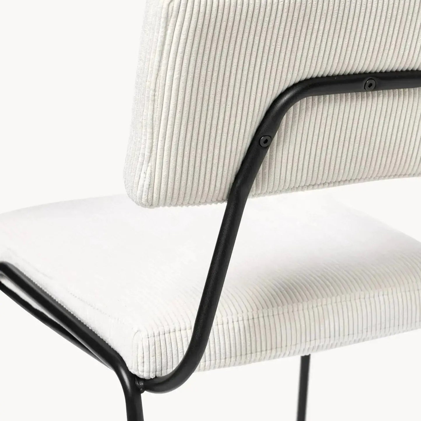 Velvet - La Chaise minimaliste adapté pour Salle à manger ou Bureau Couleur Beige Claire | Maroc Design