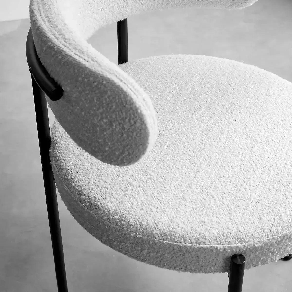 ALDO Chaise – Élégance et Polyvalence par Maroc Design-Chaise, Table à Manger, Chaise Bureau, café Restaurant-Maroc Design-Blanc-Maroc Design