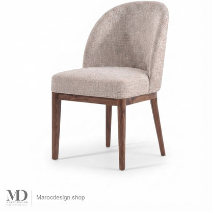 Chaise CORDOBA en tissu chiné beige avec dossier incurvé et pieds en noyer massif