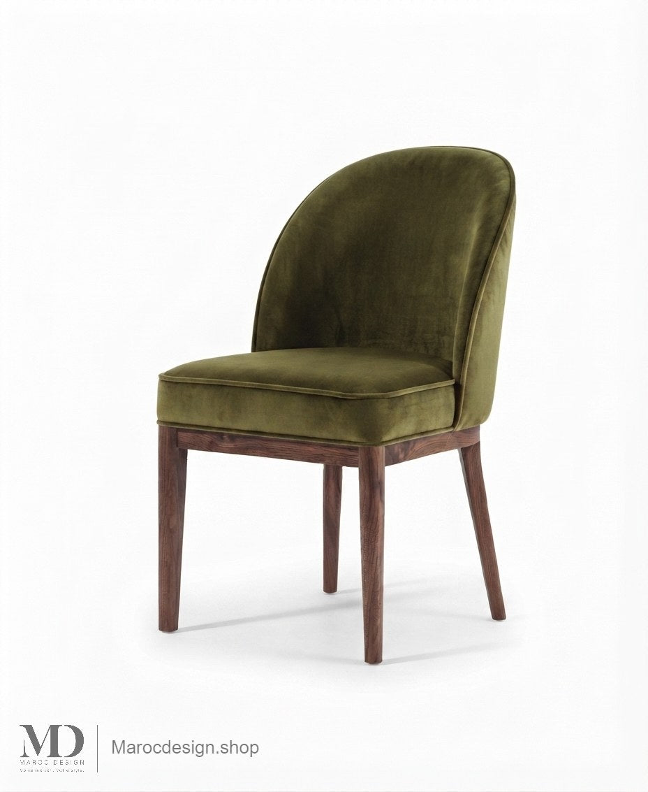 Chaise CORDOBA en velours vert olive avec pieds en bois de noyer