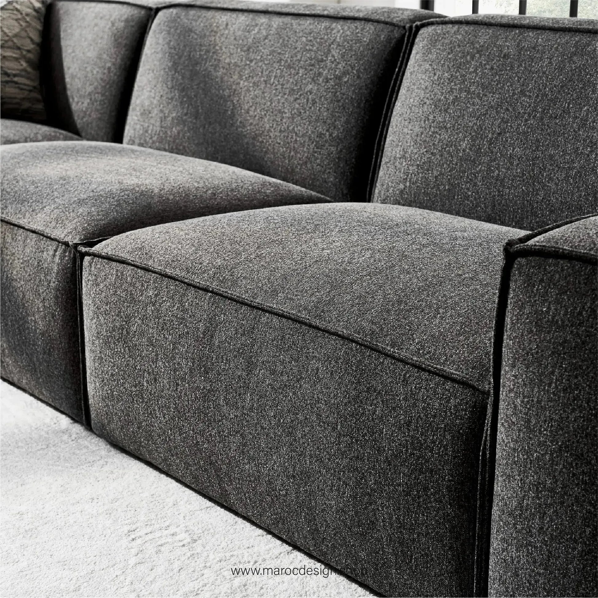R / Canapé 3 Places BOXTER - Élégance Moderne et Confort Spacieux-canapé, fauteil, cahise-Maroc Design-Velour-Maroc Design