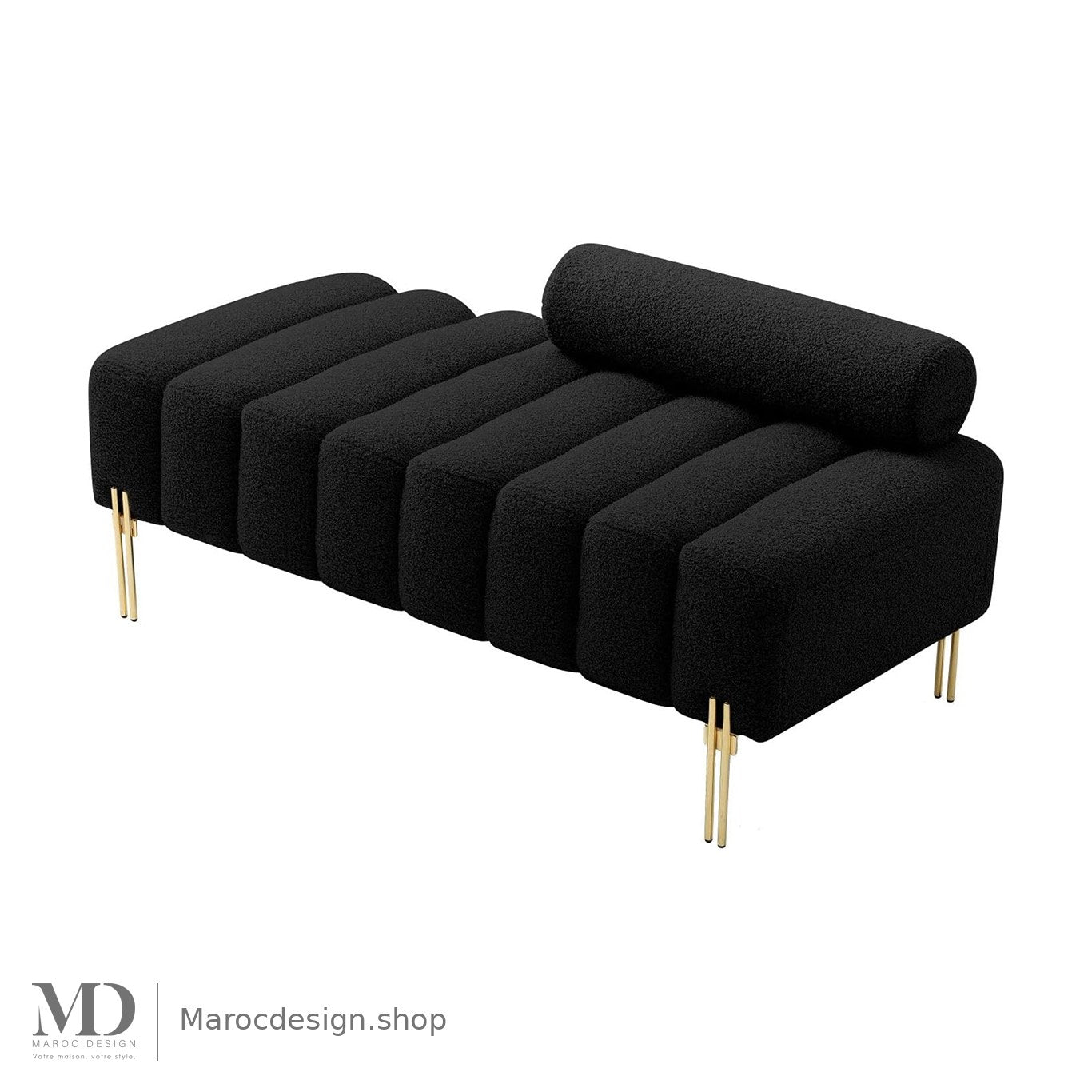Banc Alma bouclé noir avec traversin et pieds dorés, vue studio – Maroc Design