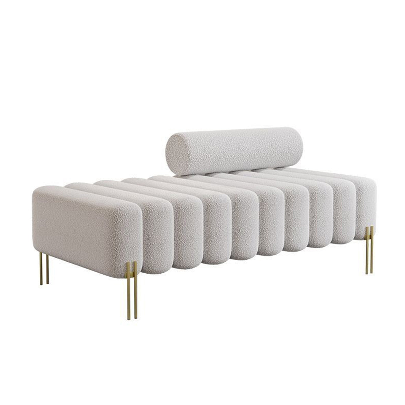 Banc Alma bouclé crème avec traversin et pieds dorés, vue studio – Maroc Design