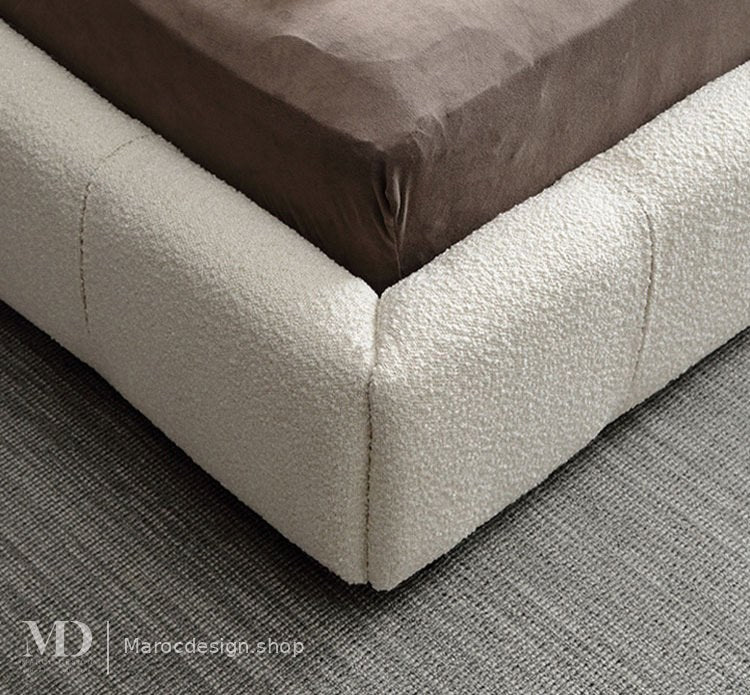 Angle de la base du lit en bouclette écru au tufting horizontal – Maroc Design